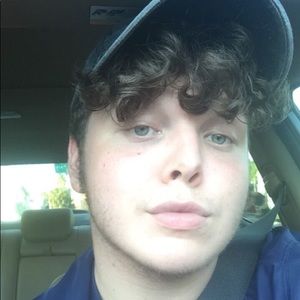 Meet your Posher, Adam